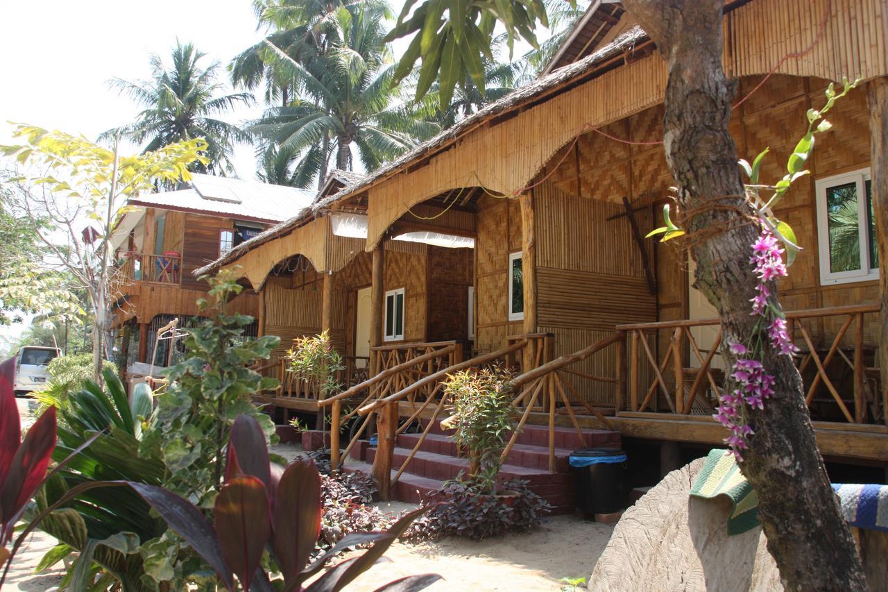 נסאונג Soe Ko Ko Beach House & Restaurant מראה חיצוני תמונה