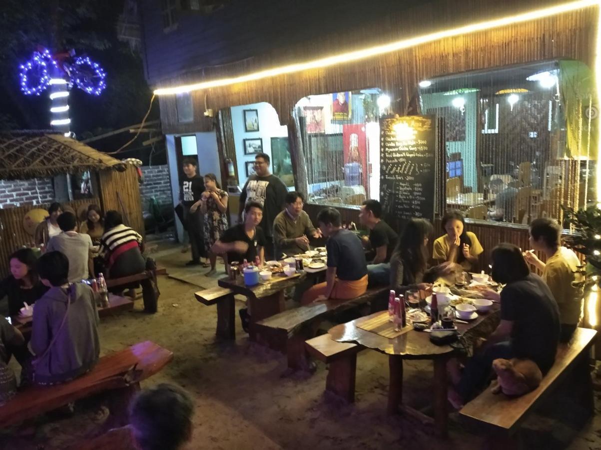 נסאונג Soe Ko Ko Beach House & Restaurant מראה חיצוני תמונה